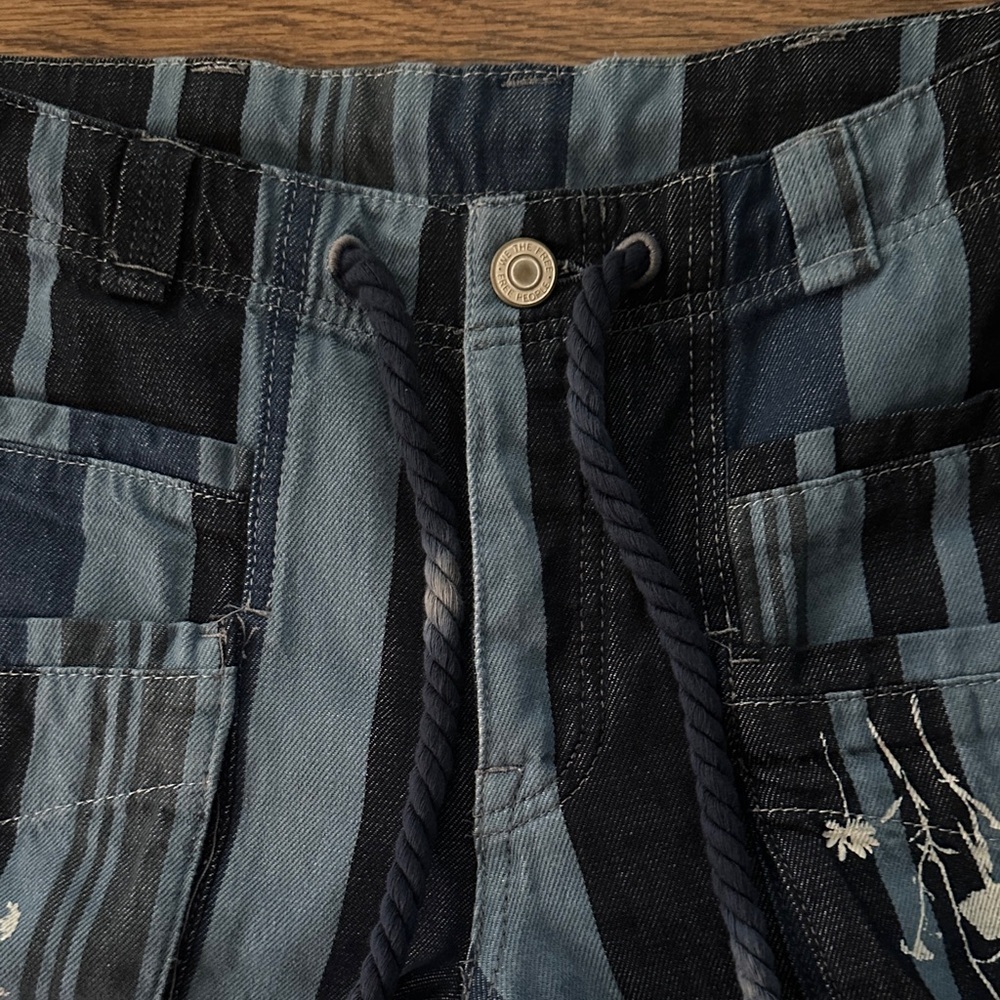We the Free Cove Crop Pull on Floral Blue Striped Jeans size XS 100% cotton - Picture 5 of 10